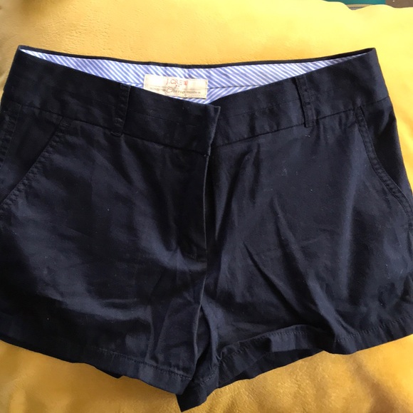 Navy shorts - Picture 2 of 3
